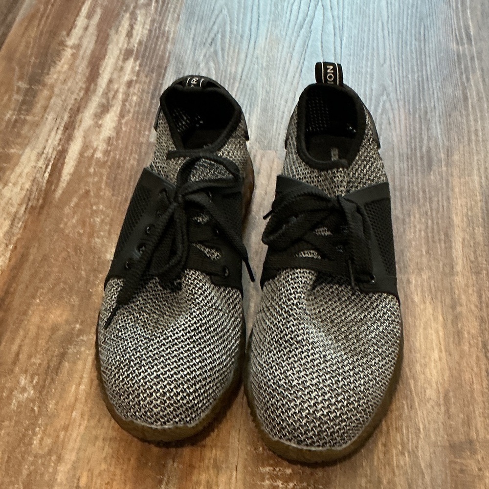 Black and Gray Men's Sneakers